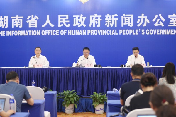 双安检、双人双锁、高考护航 ,湖南省政府新闻办今年第一次高考新闻发布会