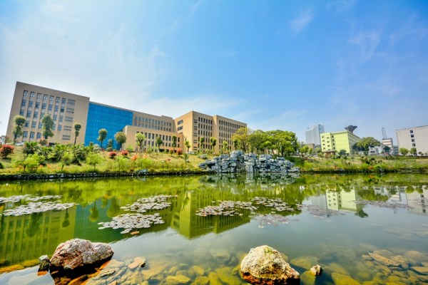 湖南城建职业技术学院学费多少钱