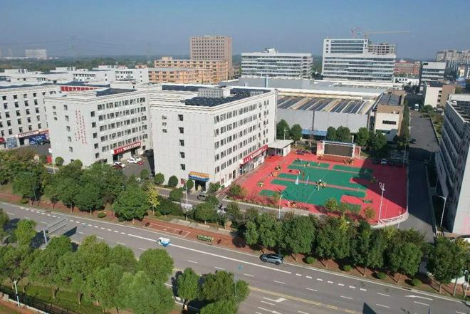 湖南万通高级技工学校2025年招生简章